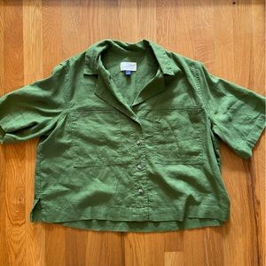Cropped short sleeve button up